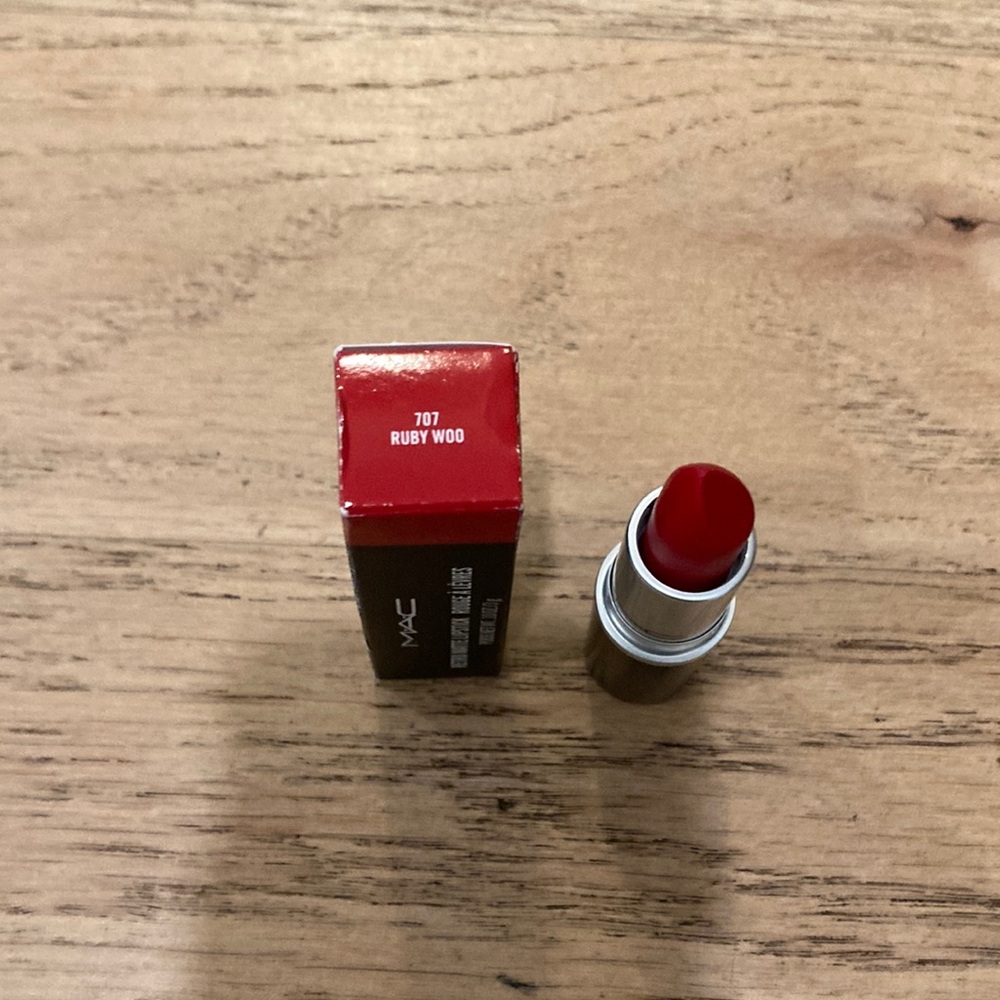MAC Cosmetics Red Lipstick Bold Statement